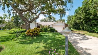 7488 BIRDLAND CRESCENT, Spring Hill, FL 34607