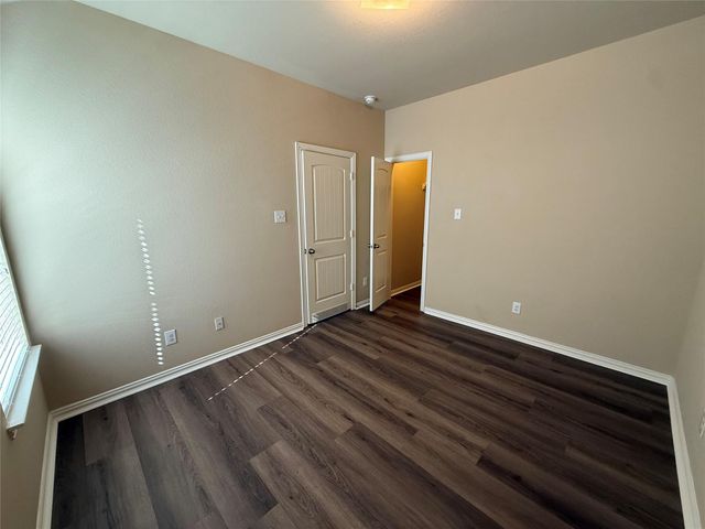 2204 Tranquility LN, Pflugerville, TX 78660