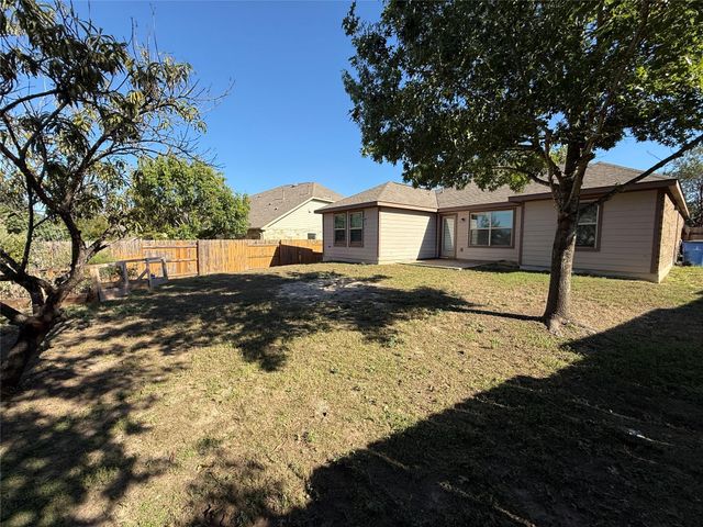 2204 Tranquility LN, Pflugerville, TX 78660
