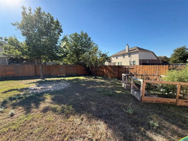 2204 Tranquility LN, Pflugerville, TX 78660