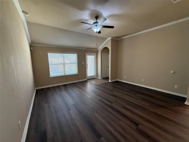 2204 Tranquility LN, Pflugerville, TX 78660