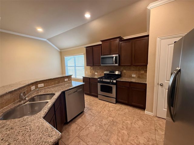 2204 Tranquility LN, Pflugerville, TX 78660