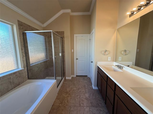 2204 Tranquility LN, Pflugerville, TX 78660