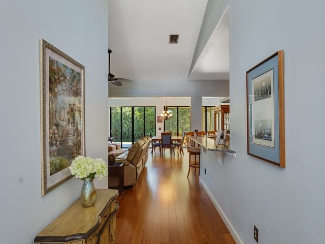 7350 30th Court, Vero Beach, FL 32967