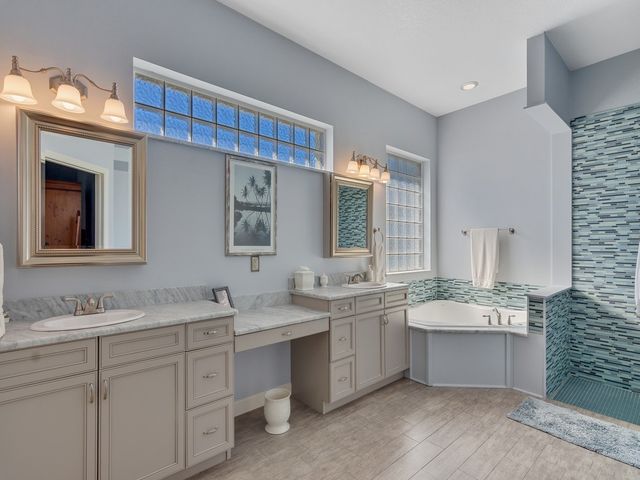 7350 30th Court, Vero Beach, FL 32967