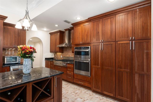 1821 SW 110TH STREET, Gainesville, FL 32607