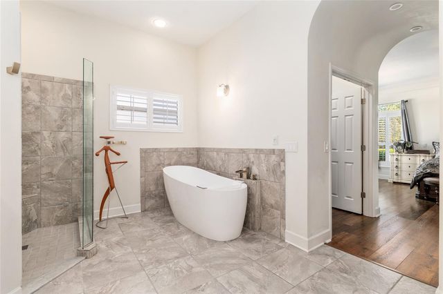 1821 SW 110TH STREET, Gainesville, FL 32607