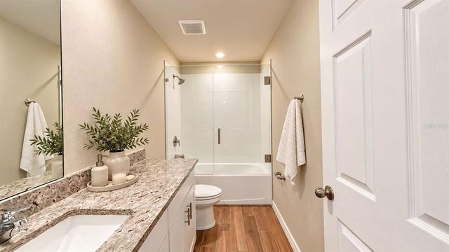 17424 BACK BAY COURT, Clermont, FL 34714