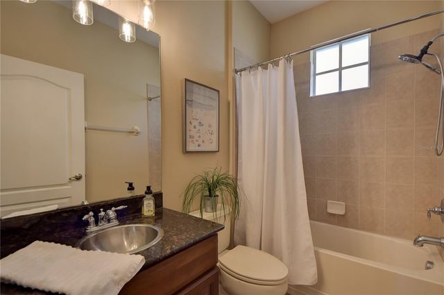 16001 LONEOAK VIEW DRIVE, Lithia, FL 33547