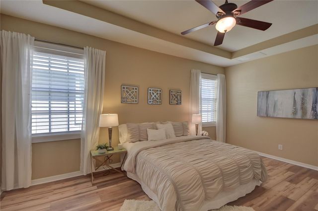 16001 LONEOAK VIEW DRIVE, Lithia, FL 33547