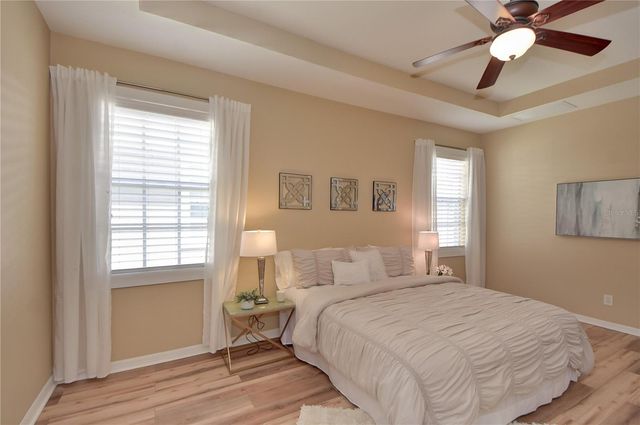 16001 LONEOAK VIEW DRIVE, Lithia, FL 33547