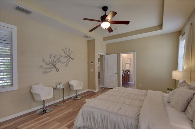 16001 LONEOAK VIEW DRIVE, Lithia, FL 33547