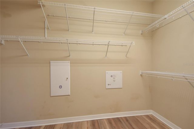 16001 LONEOAK VIEW DRIVE, Lithia, FL 33547