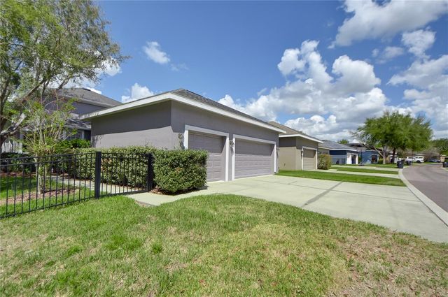 16001 LONEOAK VIEW DRIVE, Lithia, FL 33547