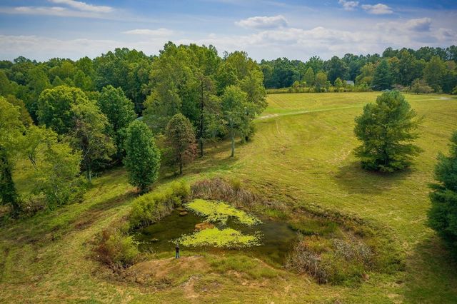 229 Craig Rd, Monterey, TN 38574