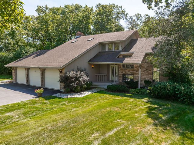 20 Geneva Court, Crete, IL 60417