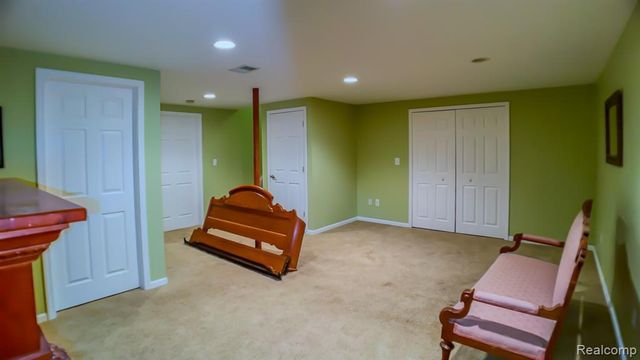 552 Foxboro Square, Brighton, MI 48116