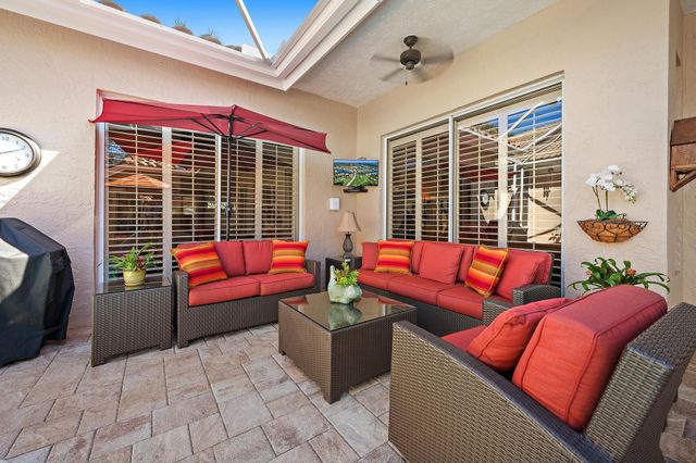 220 Woodsmuir Court, Palm Beach Gardens, FL 33418