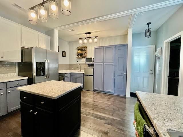 204 Flanders Drive, Mooresville, NC 28117