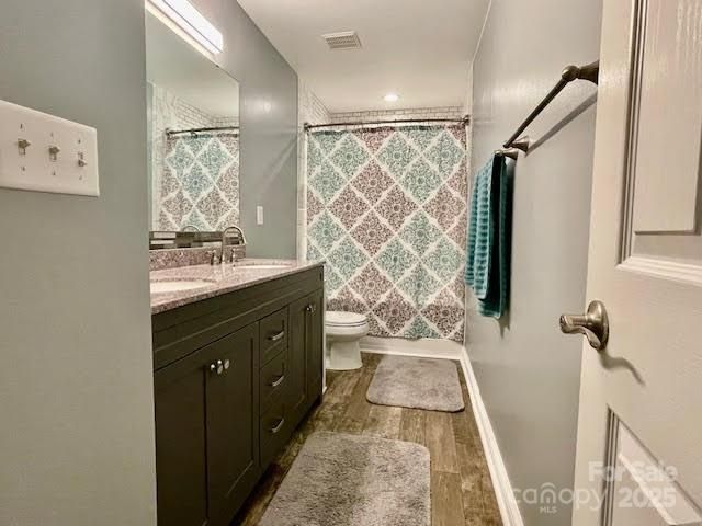 204 Flanders Drive, Mooresville, NC 28117