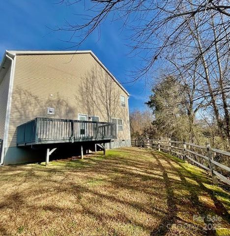 204 Flanders Drive, Mooresville, NC 28117