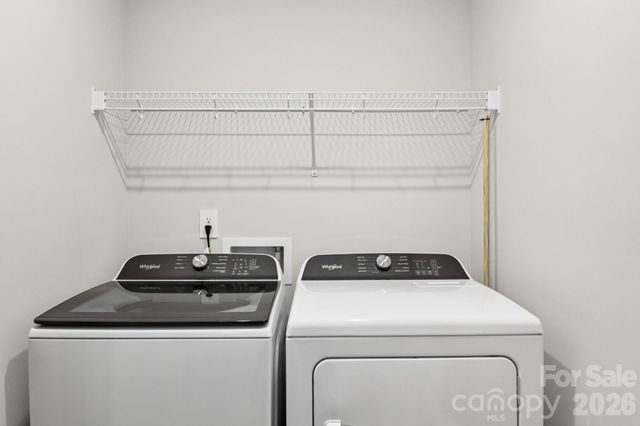 8113 Hidden Springs Trail, Charlotte, NC 28216