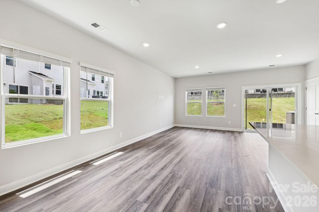 8113 Hidden Springs Trail, Charlotte, NC 28216