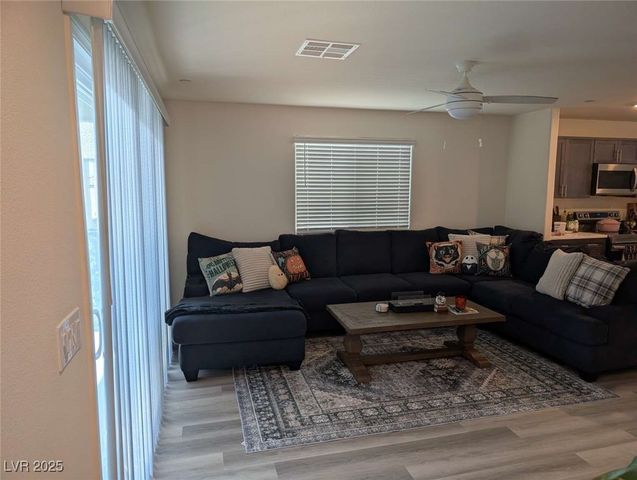 6830 Truffle Gray Street, Las Vegas, NV 89148