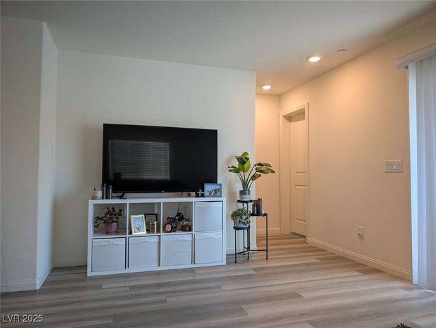 6830 Truffle Gray Street, Las Vegas, NV 89148