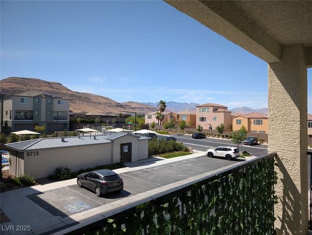 6830 Truffle Gray Street, Las Vegas, NV 89148