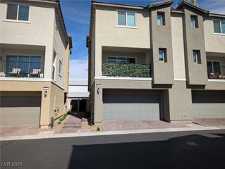 6830 Truffle Gray Street, Las Vegas, NV 89148