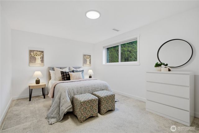 11742 NE 150th Place, Kirkland, WA 98034