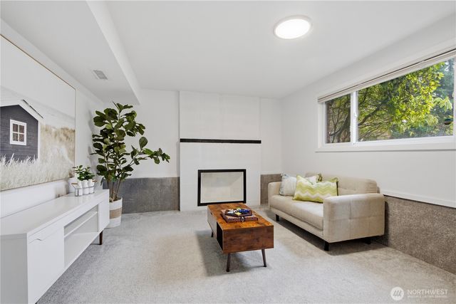 11742 NE 150th Place, Kirkland, WA 98034