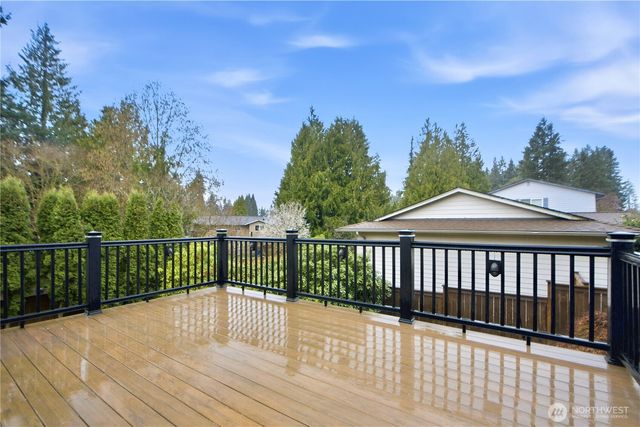11742 NE 150th Place, Kirkland, WA 98034