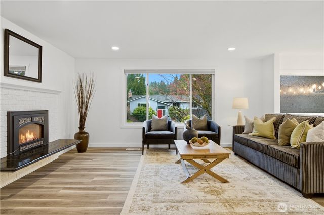 11742 NE 150th Place, Kirkland, WA 98034