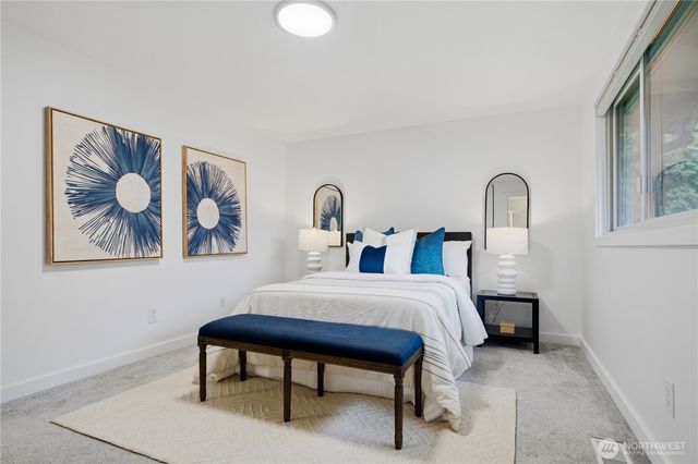 11742 NE 150th Place, Kirkland, WA 98034