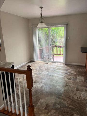 118 Knollwood Drive, Easton, PA 18042