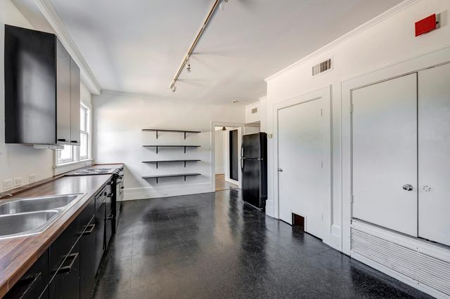 3416 Audubon Place, Houston, TX 77006