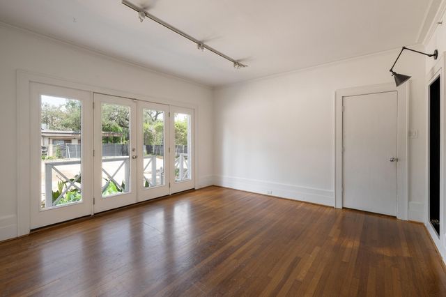 3416 Audubon Place, Houston, TX 77006