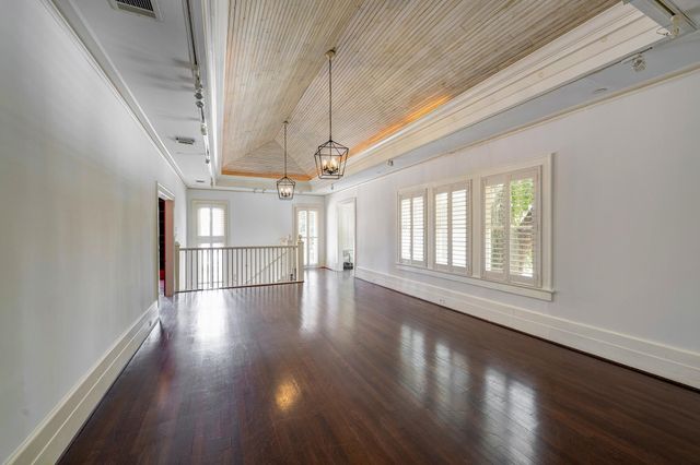 3416 Audubon Place, Houston, TX 77006