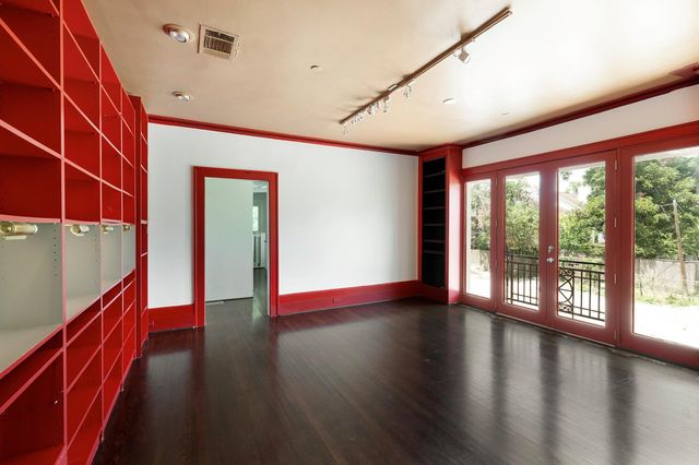 3416 Audubon Place, Houston, TX 77006