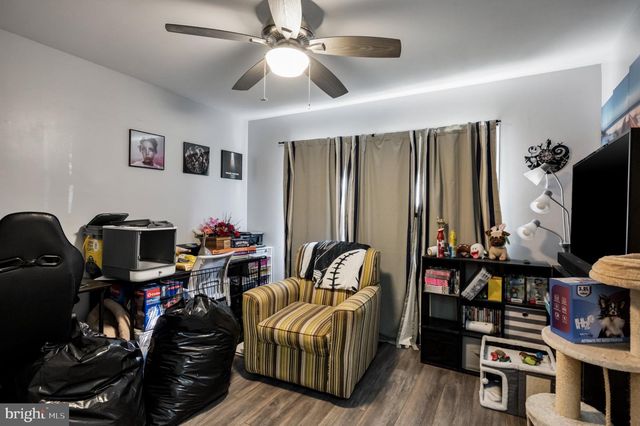 24-24 MAYAPPLE LN, Willingborough, NJ 08046