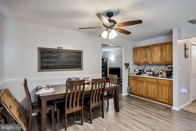 24-24 MAYAPPLE LN, Willingborough, NJ 08046