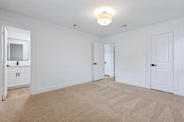 226 N Forest Crest Drive, Garland, TX 75042
