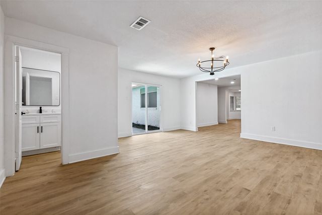 226 N Forest Crest Drive, Garland, TX 75042