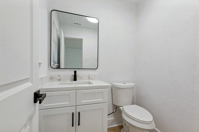 226 N Forest Crest Drive, Garland, TX 75042
