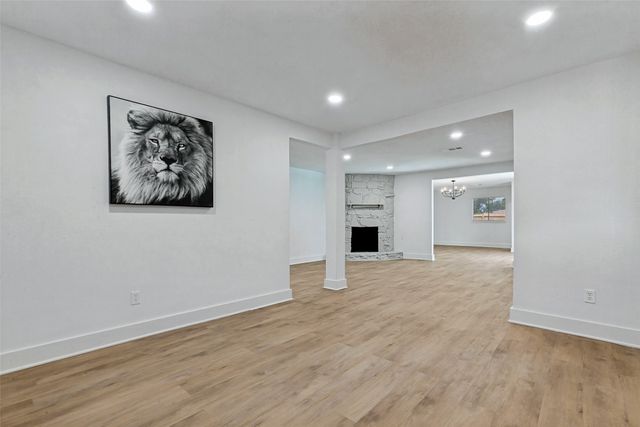 226 N Forest Crest Drive, Garland, TX 75042