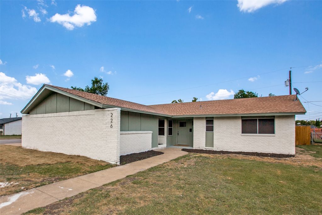 226 N Forest Crest Drive, Garland, TX 75042