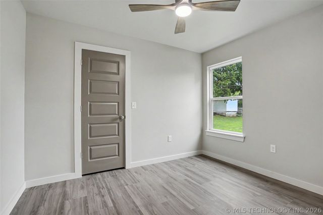 1337 E Hobson Avenue, Sapulpa, OK 74066