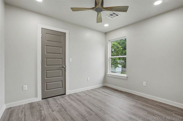 1337 E Hobson Avenue, Sapulpa, OK 74066